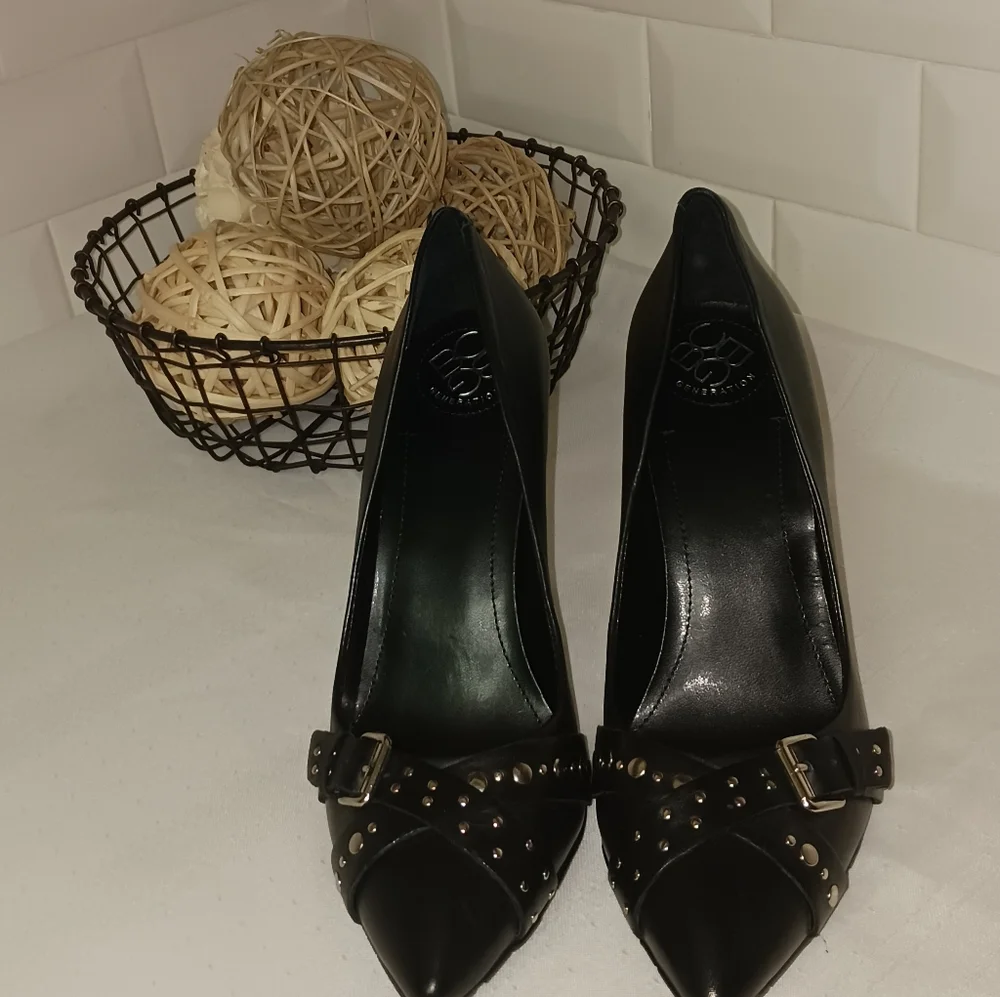 BCBG Black Pointed Toe Heels with Silver buckle and embellishments. Size 8B - Picture 4 of 8